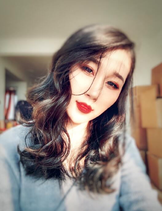 半阳老婆肖书妍微博照片，歌手半阳老婆肖书妍生活照写真图片，小宝姐姐图片合集