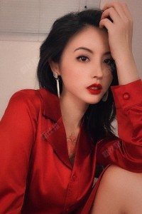 抖音嘉茵Ariel生活照写真，非常完美嘉茵复古生活照图片