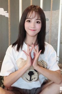 抖音红人莉哥OvO微博生活照 莉哥OvO最新图片