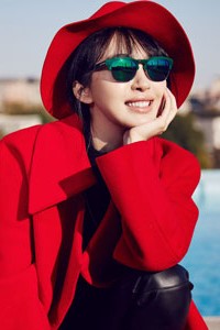 女星李菲儿时尚靓丽写真