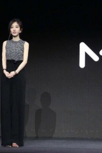 冯提莫照片斗鱼人气主播冯提莫写真生活照