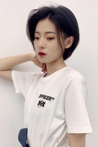 抖音网红叶公子素颜照，美妆网红叶公子生活照图片，快手叶公子壁纸