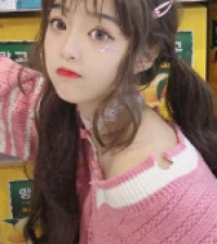 草莓朵朵