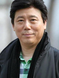 李成儒