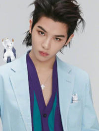黄明昊