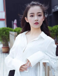 吴佳怡